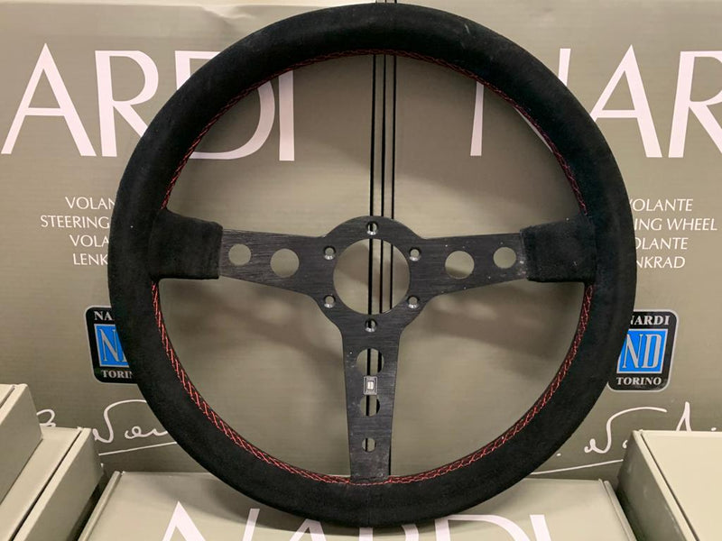 Deep dish quick release steering wheel