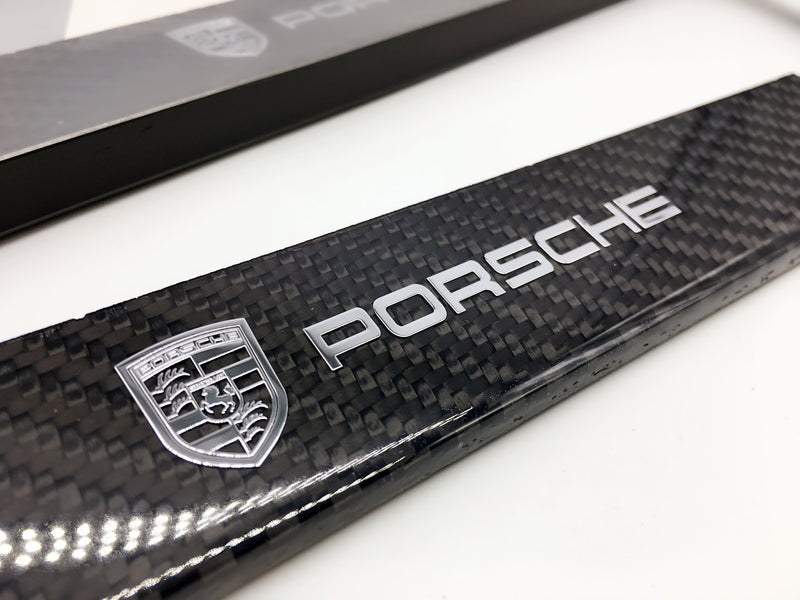 Deluxe Carbon fiber license plate frame